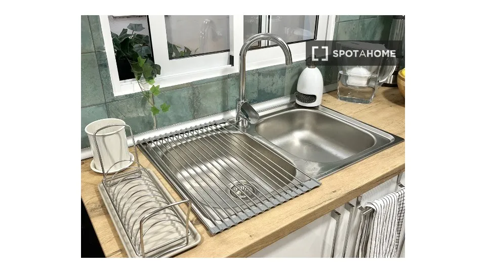 Köök - Shared Room with Kitchen in El Grau, Valencia