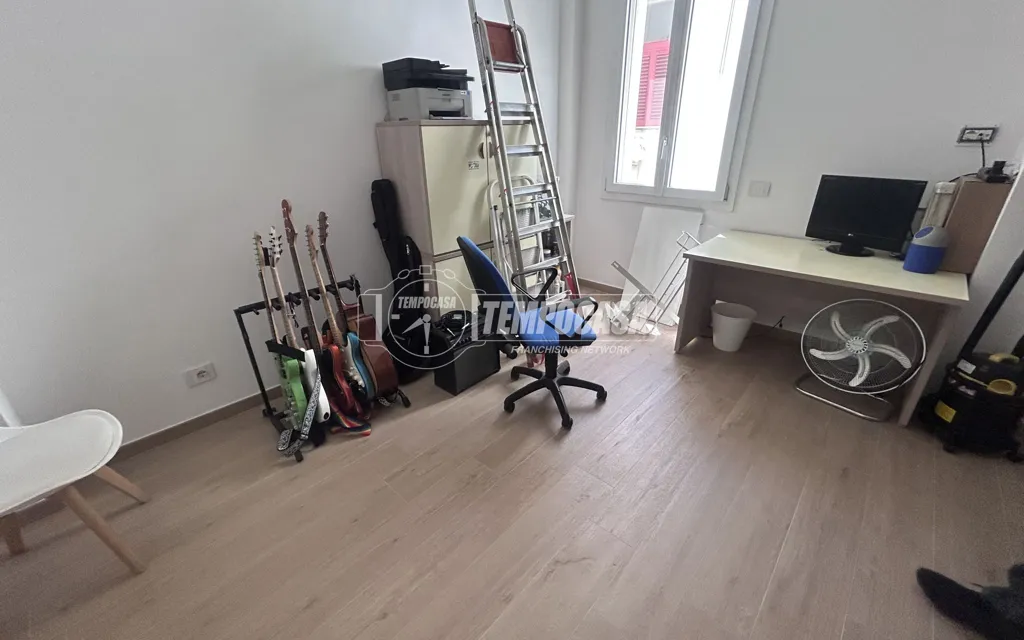 Studio - Appartamento ristrutturato con balcone a Pomigliano D'Arco