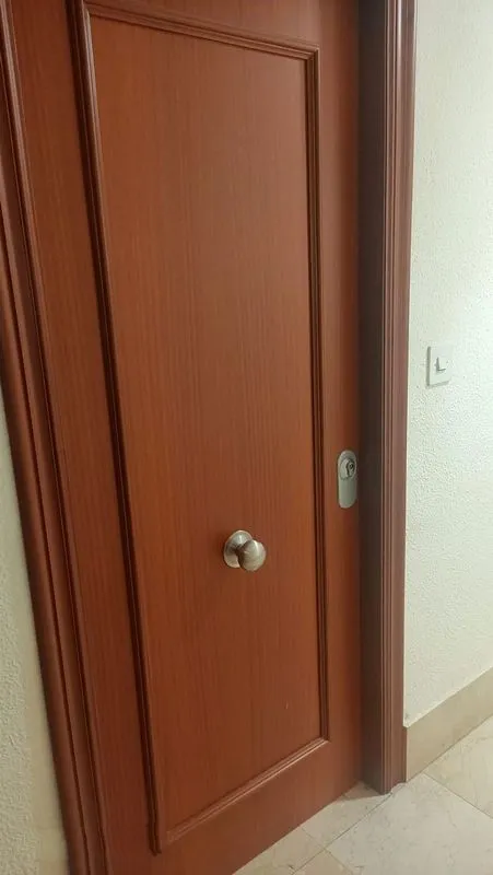 hallway_entrance