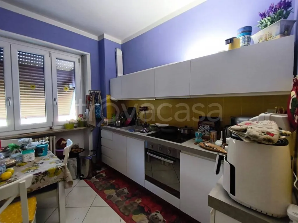 Köök - Apartment with Panoramic View in Luserna San Giovanni