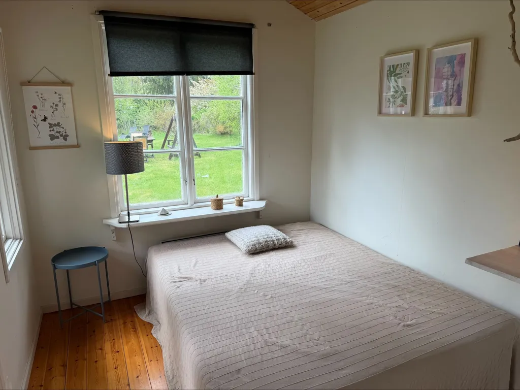Camere da letto - Well-Maintained Cottage with Garden in Runmarö