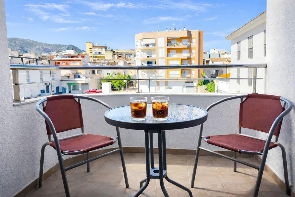 Rõdu - Spacious Flat with Terrace in Pego, Alicante