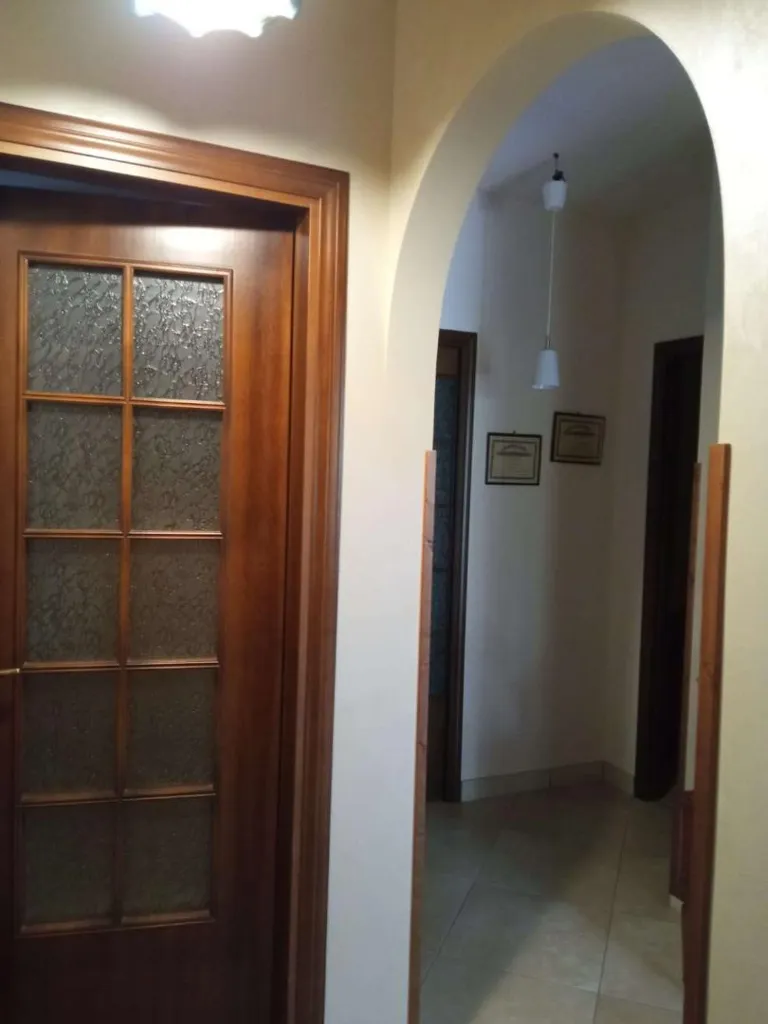 Esik - Apartment with Garden in Scalea