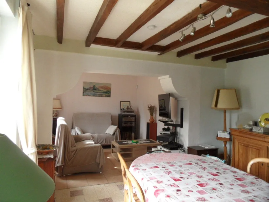 Salle à manger - Ferme avec grange et grand terrain à Saint-Martin-d'Abbat