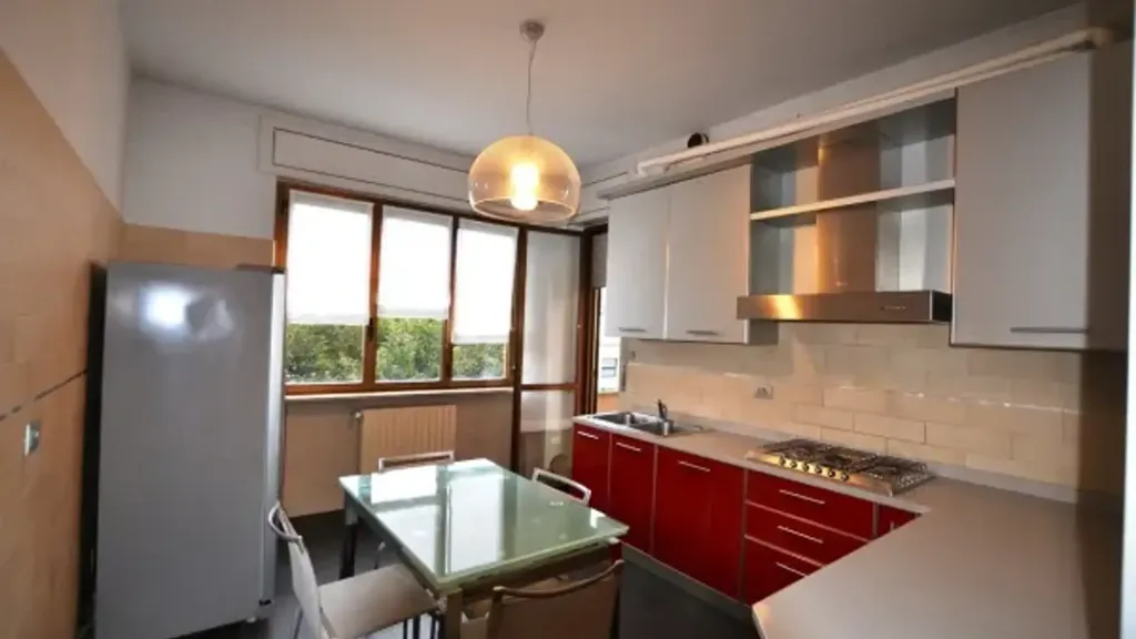 Cuisine - Rearfacing Apartment with Balcony in Biella