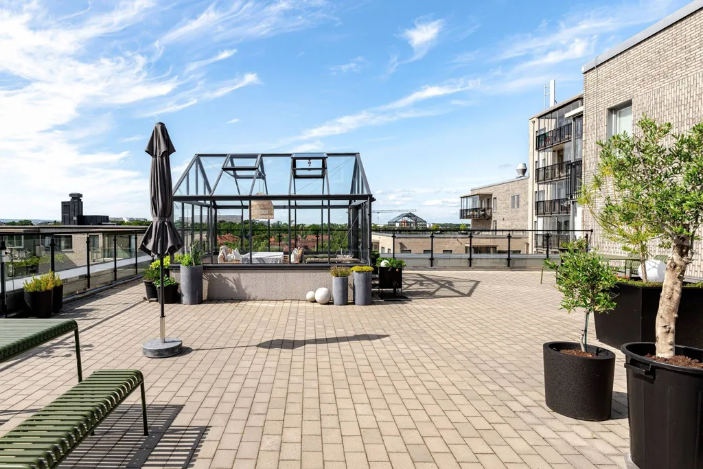 Terrass - Apartment with Large Balcony in Östermalm