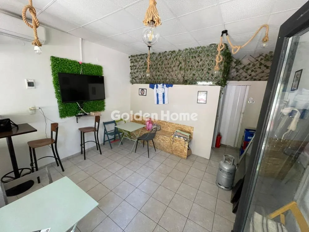 Terrazza - Renovated Café-Bar in Thessaloniki Centre