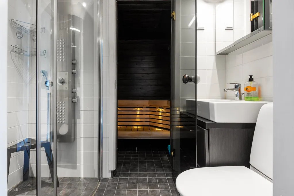 Bagni - Triplex Apartment with Views in Turku Centre