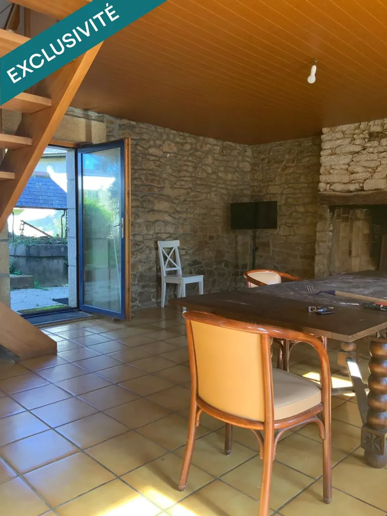 Dining Room - Charming 1950s Stone House in Riantec
