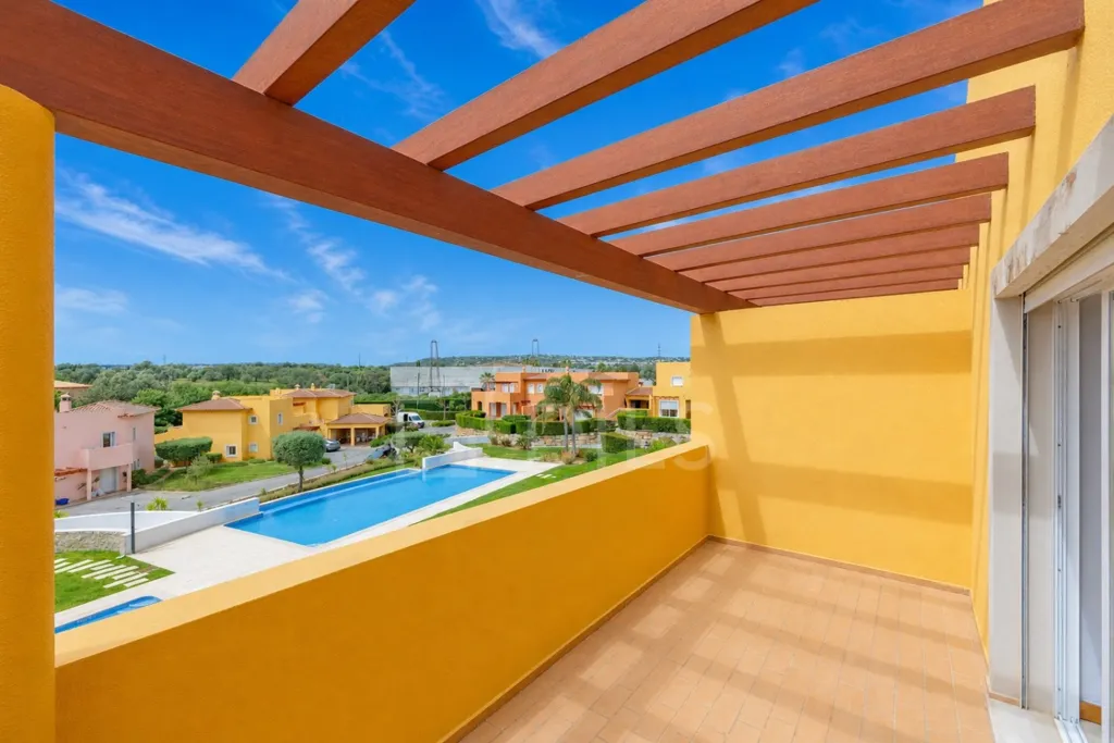 Balcon - Modern Villa with Private Terrace in Vilamoura