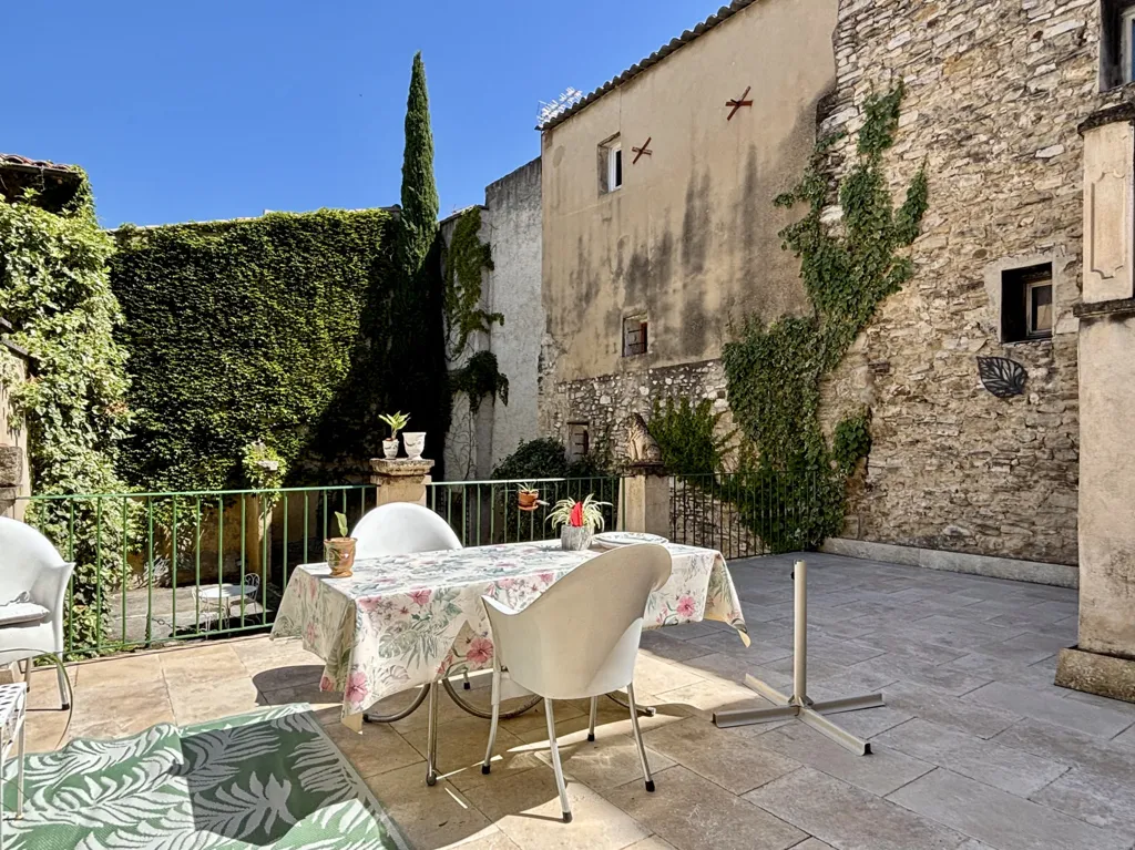 Garden - Terraced Flat with Garden View in APT