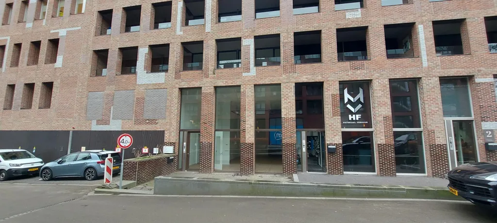 Extérieur - Modern Apartment with Balcony near Breda Centraal