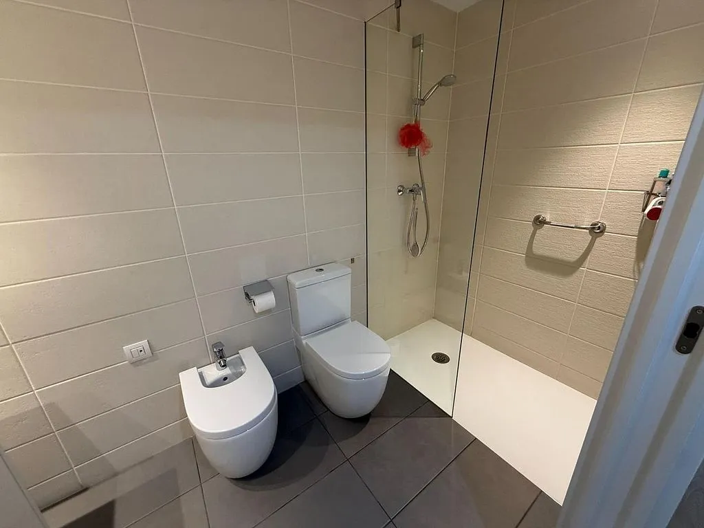 Salles de bain - Modern Flat with Balcony in La Gavarra
