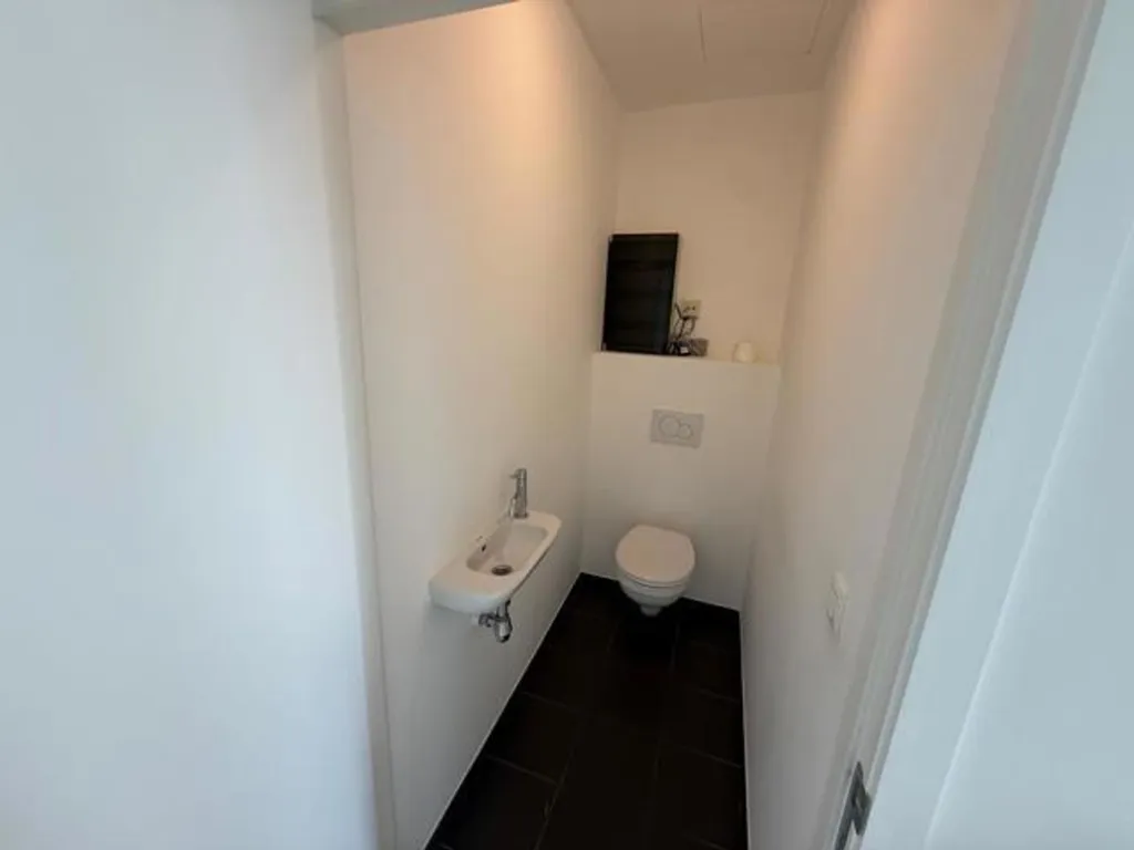 Salles de bain - Appartement Moderne avec Terrasse à l'Oudevaar