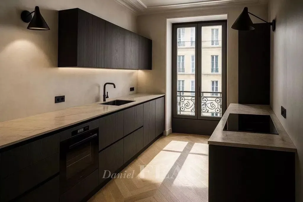 Cuisine - Appartement 1 Chambre Haussmannien sur les Champs-Elysées