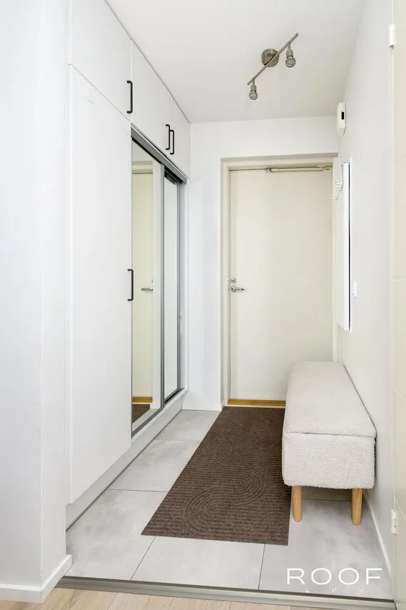 Entrée - Modern Apartment with Balcony in Hyvinkää