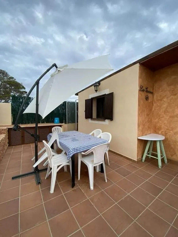Terrass - 17-Room Chalet with Pool in Formentera
