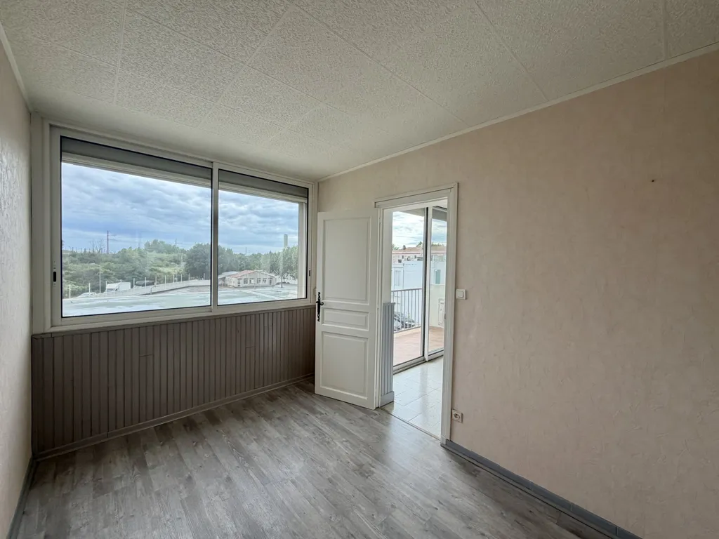 Toad - 4-Piece Apartment with Balcony in Tarascon