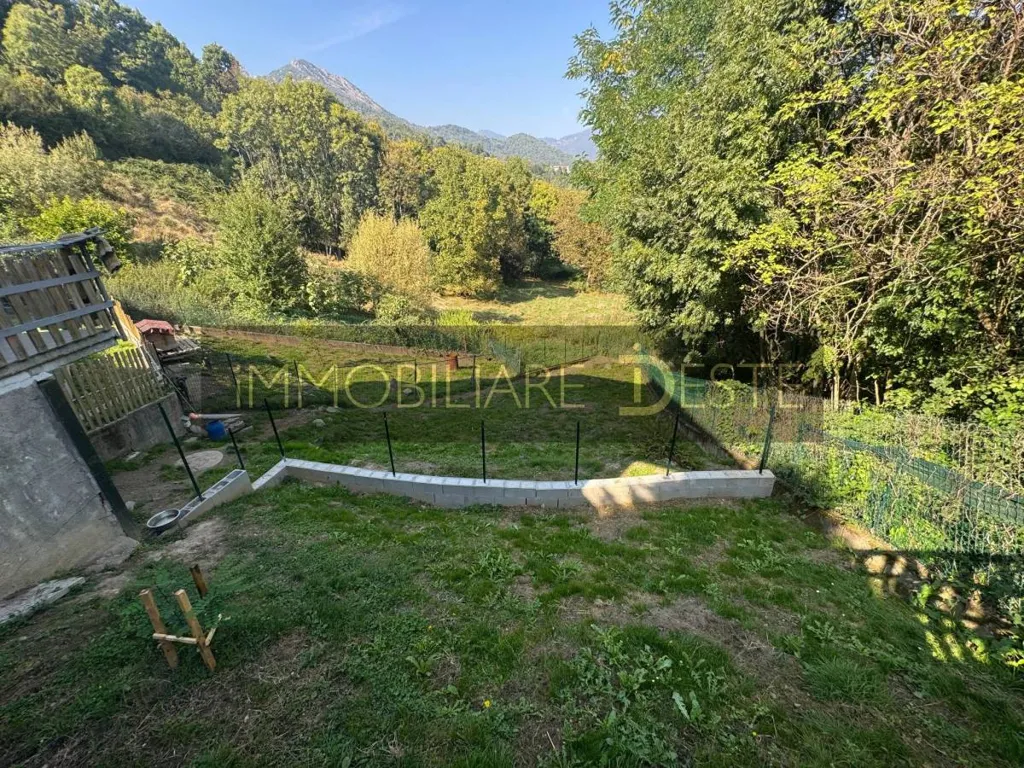 Aed - Villa with Private Garden in Rubiana