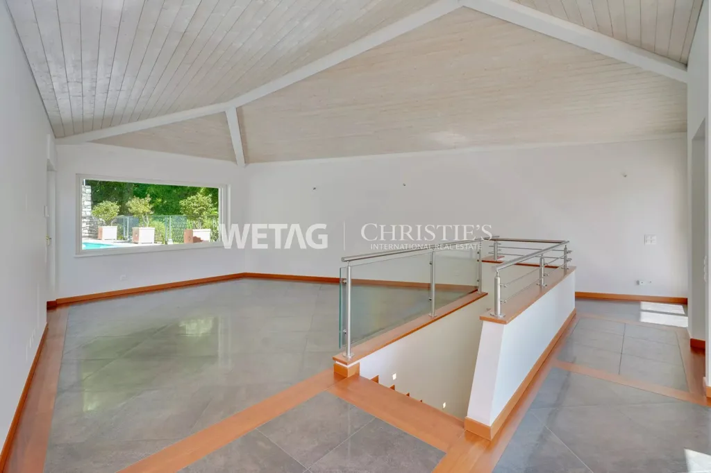 Elutuba - Triplex Penthouse with Pool in Lugano-Castagnola