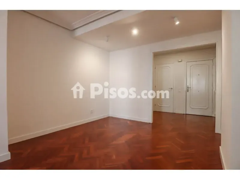 Magamistoad - Spacious Flat with Garage in Oviedo Centre