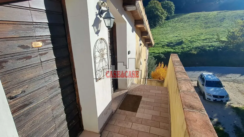 Balcon - Triplex with Balconies in Spoleto