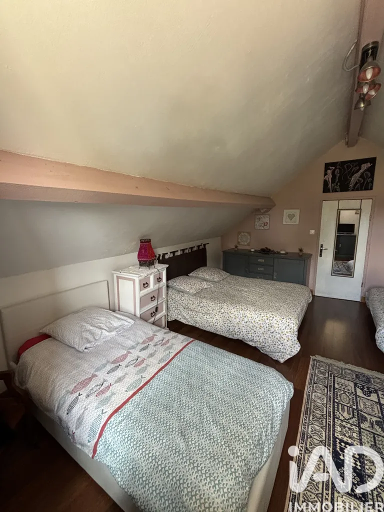 Bedrooms - House with Pool and Spa in Chantenay-Saint-Imbert