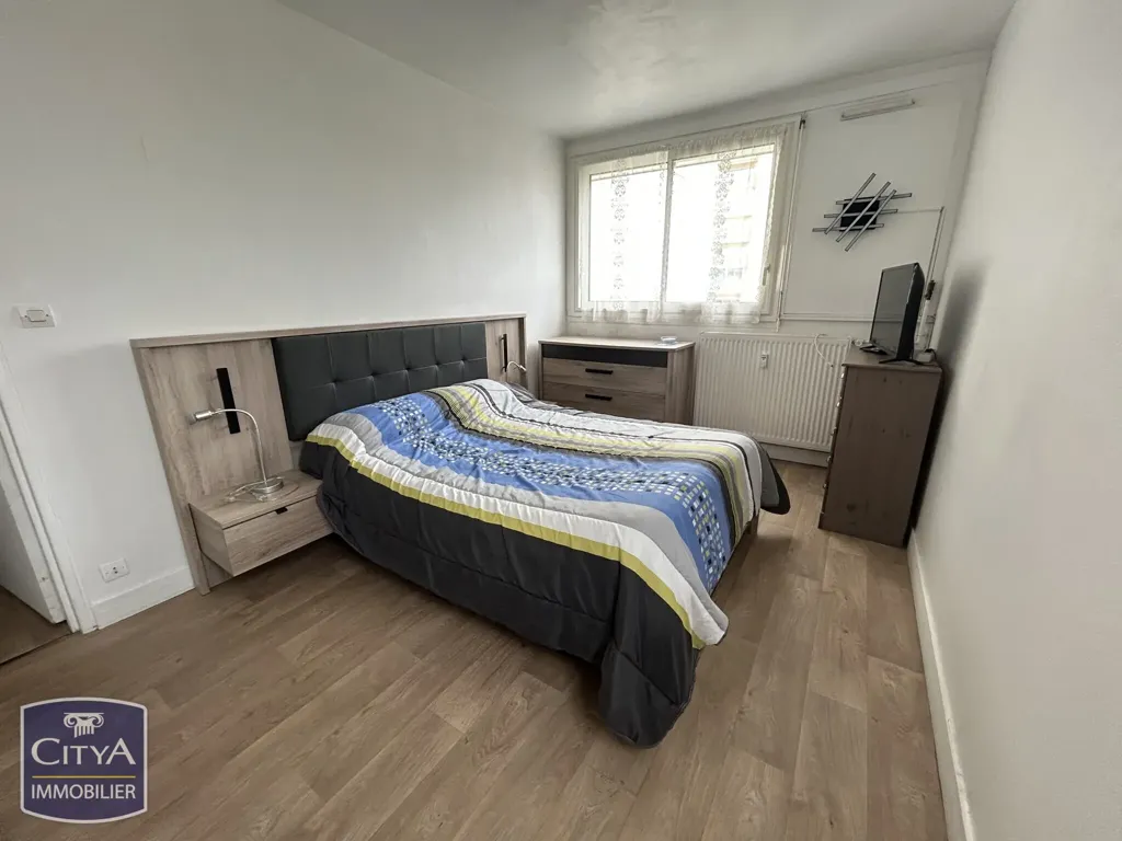 Chambres - Appartement avec Balcon dans le Quartier Bollée