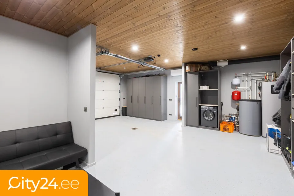 Garage - Maison 6 pièces à Lääne-Harju vald