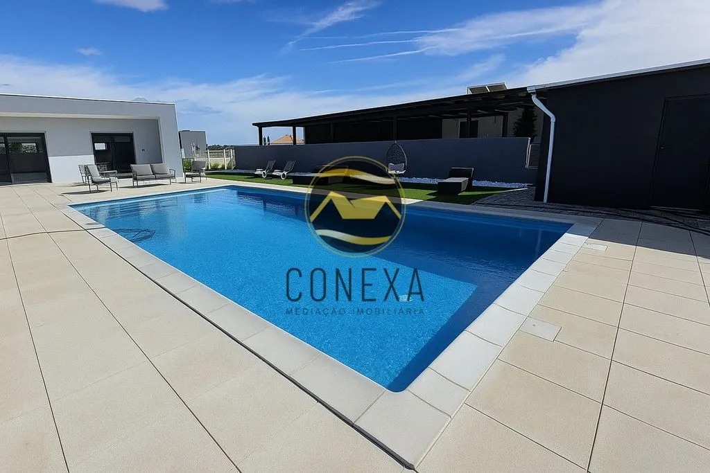 Piscine - Single-Story Villa with Pool in Olhão