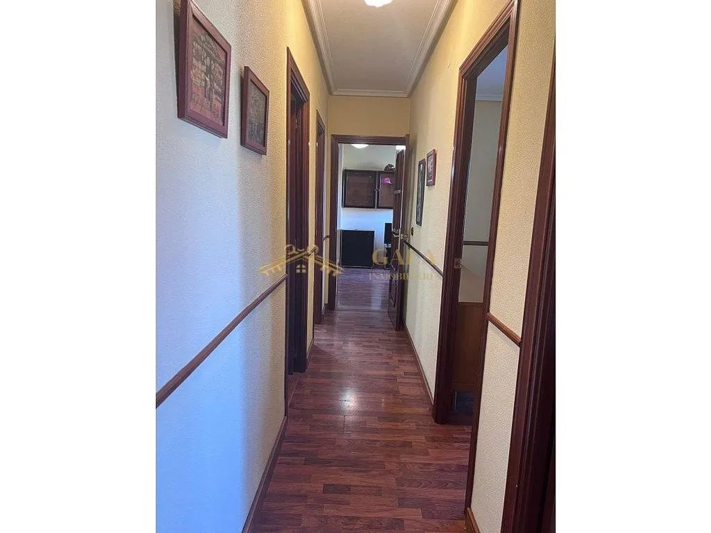 Esik - Spacious Flat with Terrace in Cáceres Centre