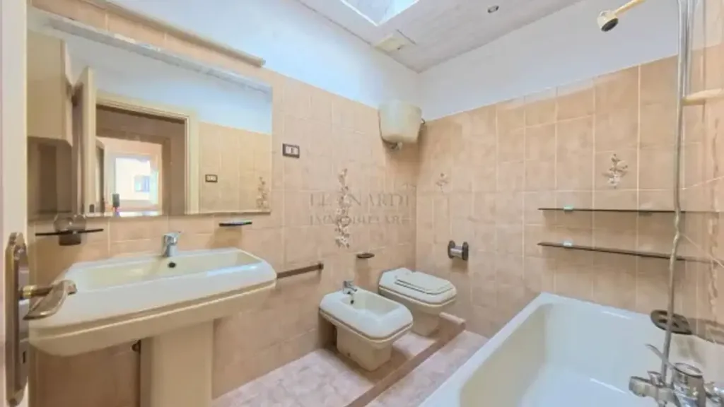 Salles de bain - Rustic Townhouse with Central Location in Sansepolcro