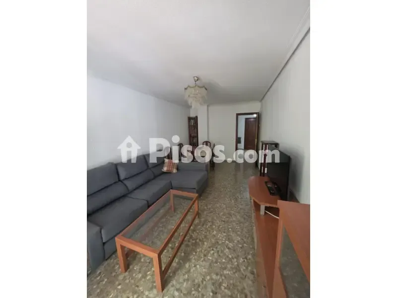 Soggiorno - Apartment with Balcony and Pool in Ciudad Real