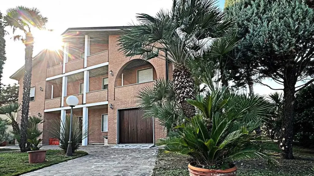Välivaade - Villa with Private Garden in Conselice