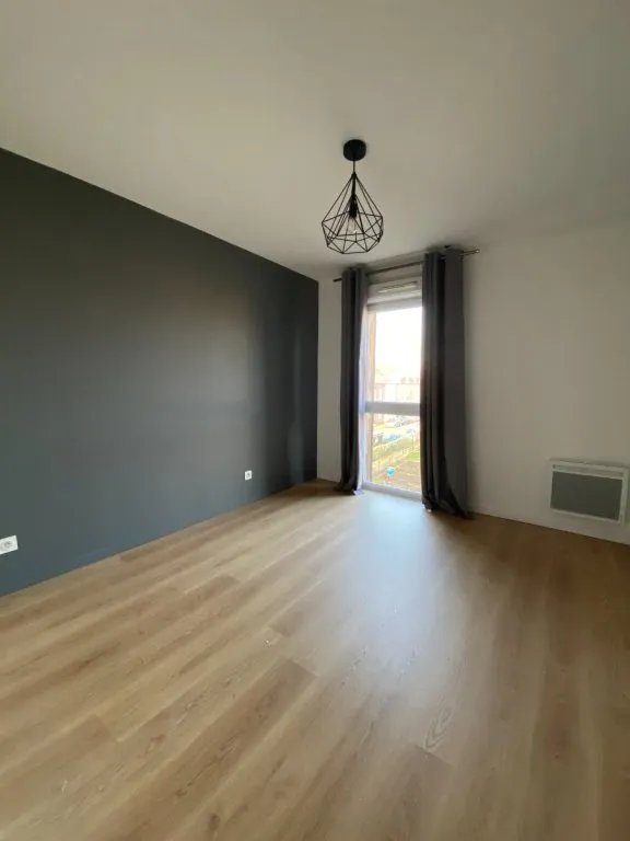 Pièces - Appartement avec Balcon dans le Quartier Vivant de Tourcoing