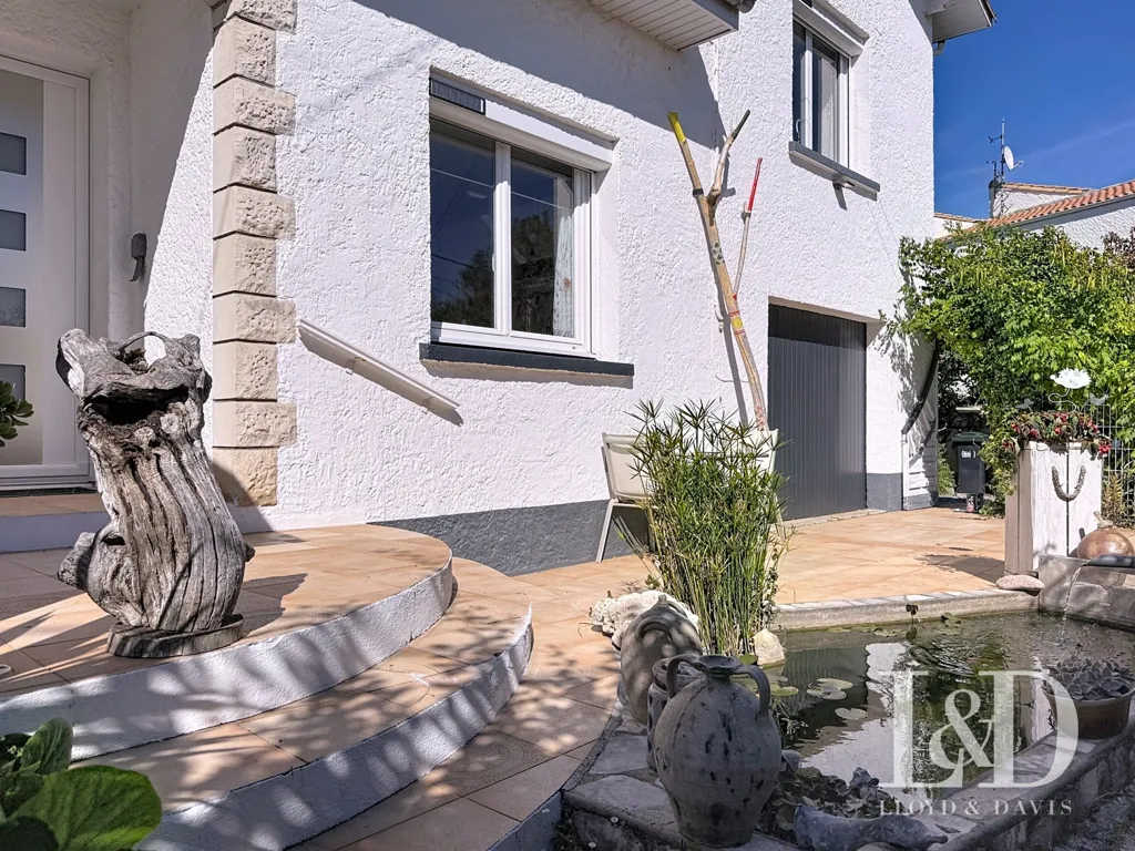 Garden - Renovated House with Garden in Royan