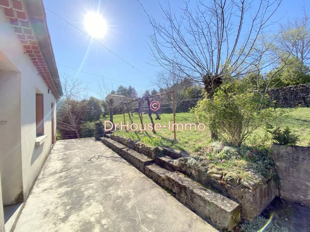 Välivaade - Family House with Large Plot near Aubenas Centre