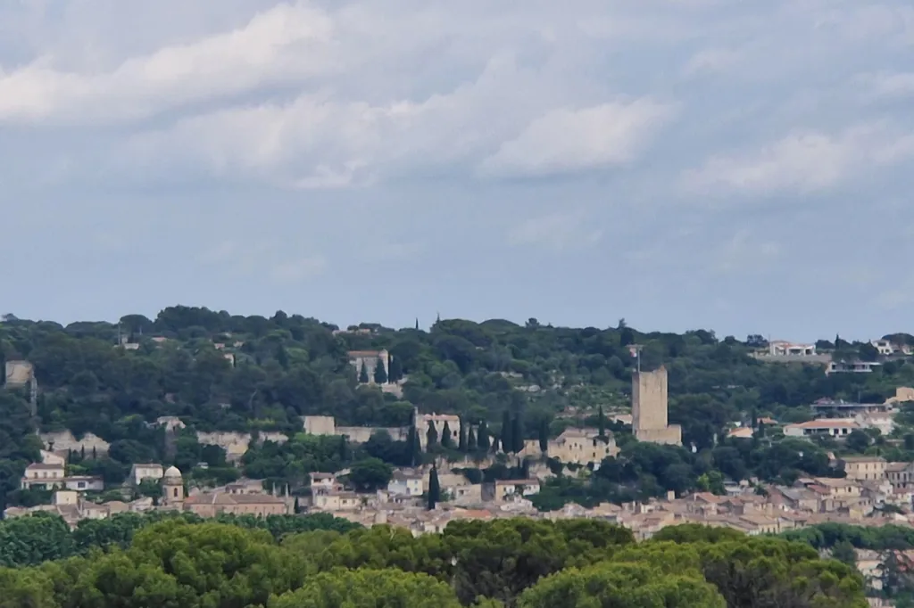Buildable Land with Panoramic View in Sommières