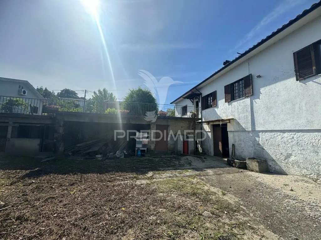 Garden - Independent House with Event Space in Pico Regalados