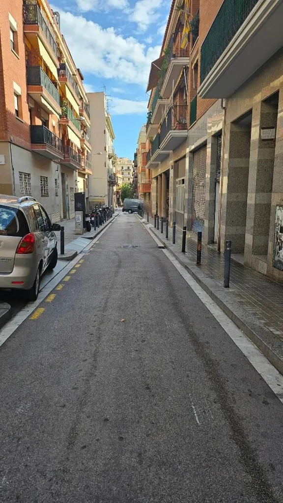 Esterno - Parking Space with Automatic Gate in Sants