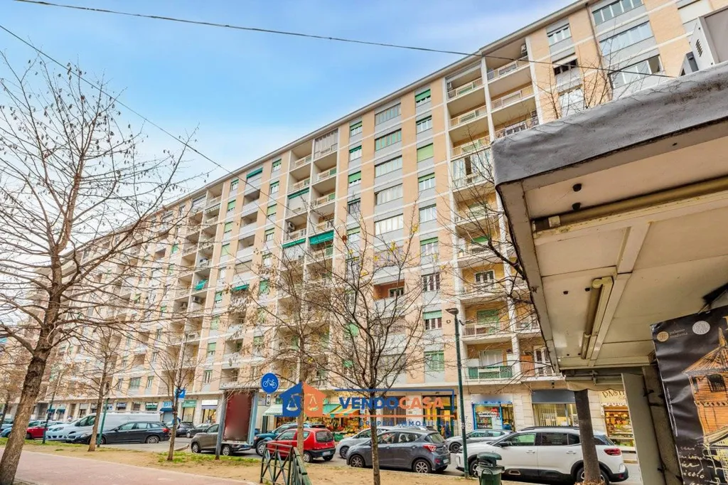 Extérieur - Bright Apartment with Balcony in Turin