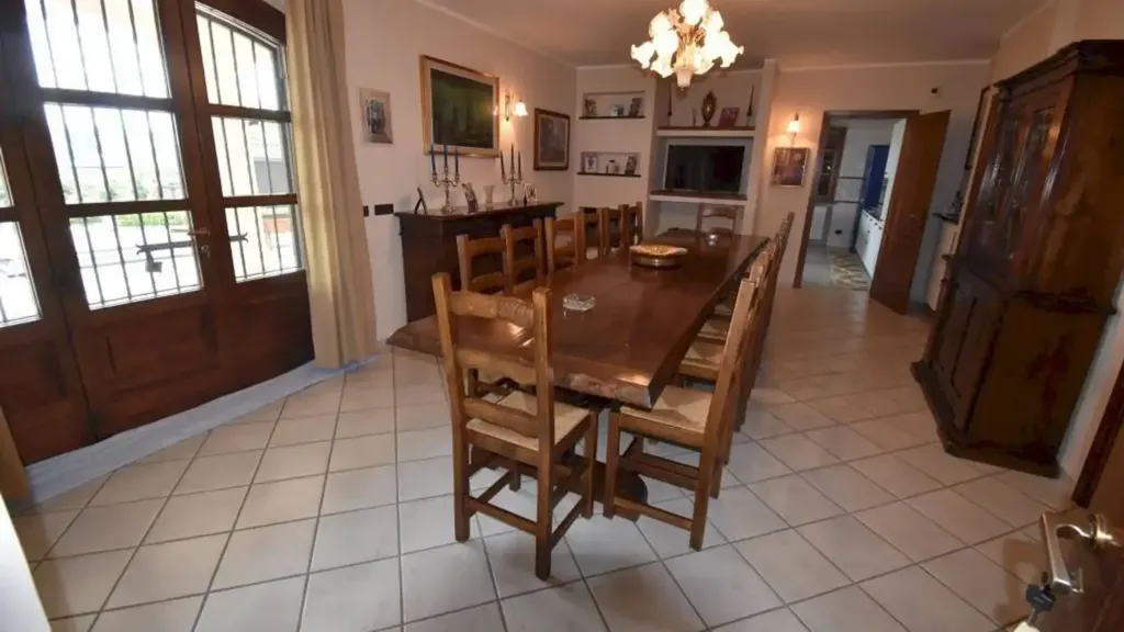 Sala da pranzo - Villa with Pool in Nizza Monferrato