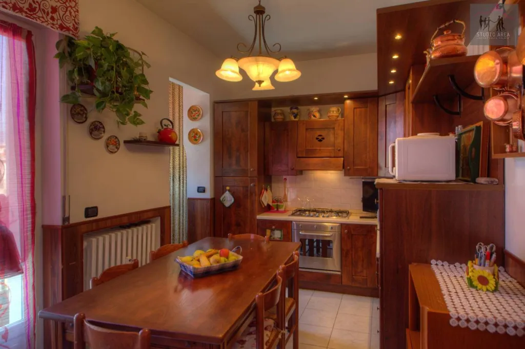 Söögituba - Apartment with Balcony in Mondovì