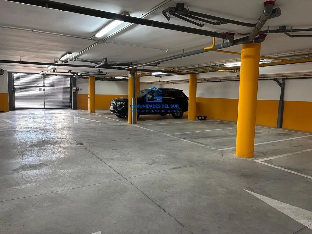 Garage - Modern Apartment with Sea View in Fuentebravía