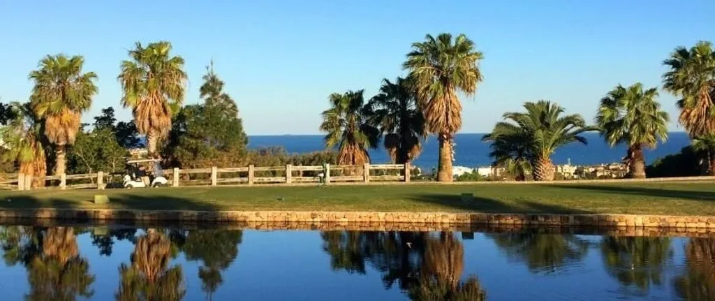Jardin - Beachfront Apartment with Sea View in Casares