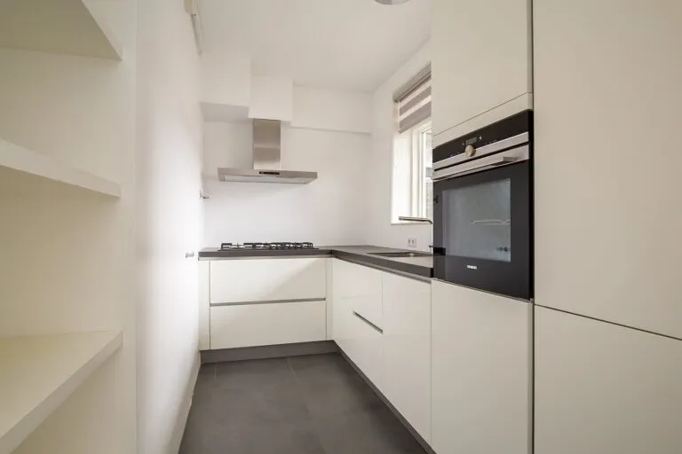 Cucina - Modern Apartment with Balcony in Amstelveen