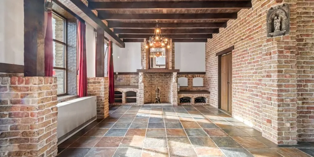 Entrée - Maison à rénover avec vue sur l'eau à Oudenburg