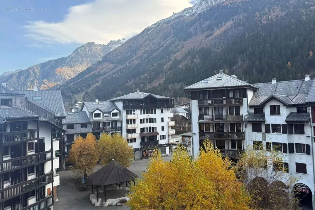 Rõdu - Renovated Duplex with South Balcony in Chamonix