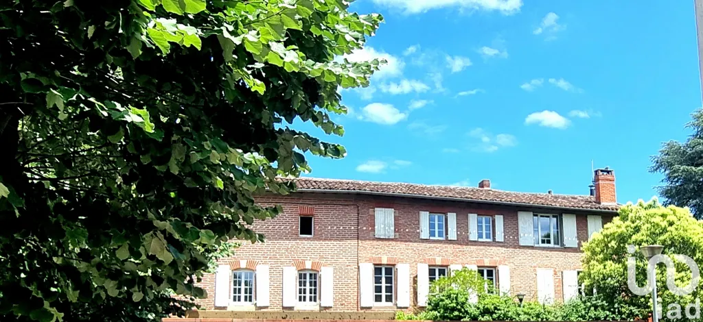 Välivaade - Charming 10-Bedroom House with Pool in Albi
