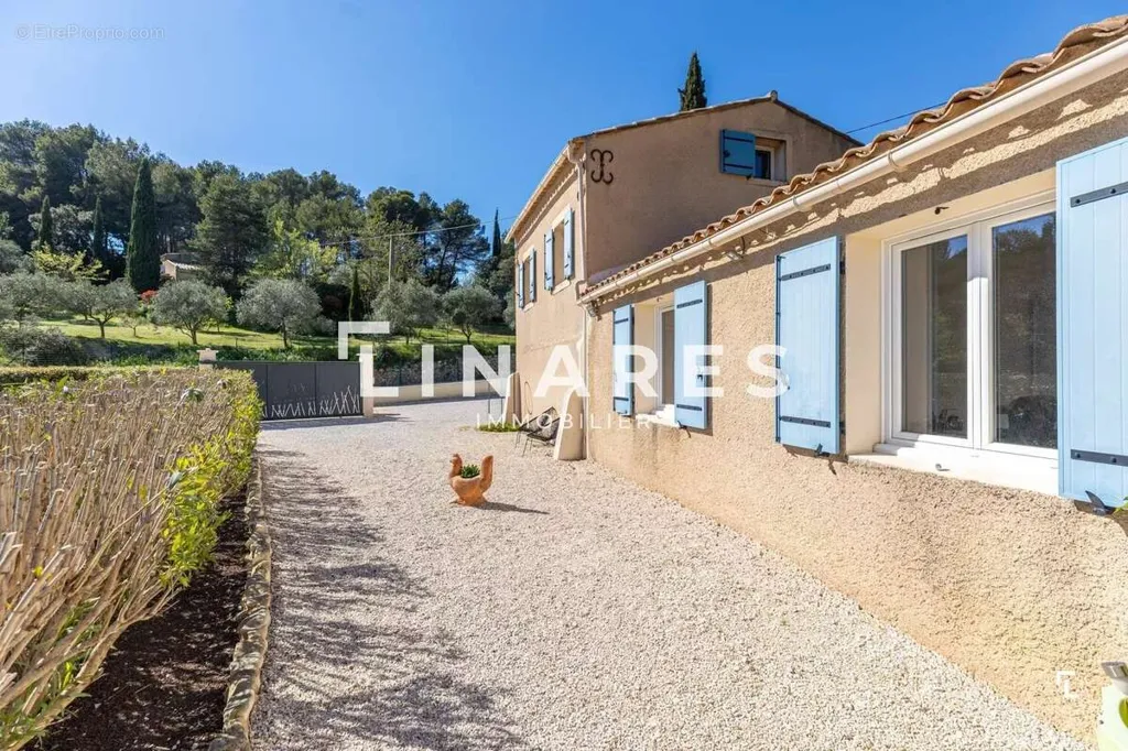 Extérieur - Maison 5 pièces à Pertuis